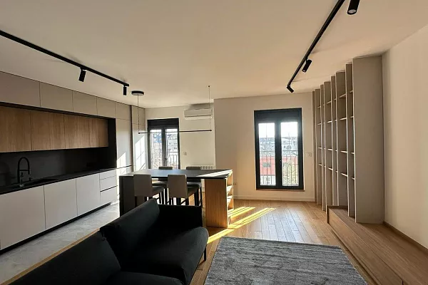 Квартира с 2 спальнями и 2 санузлами в T5lGod4k, arjkX4YF, 85 м², 1 400 € - ID: 621